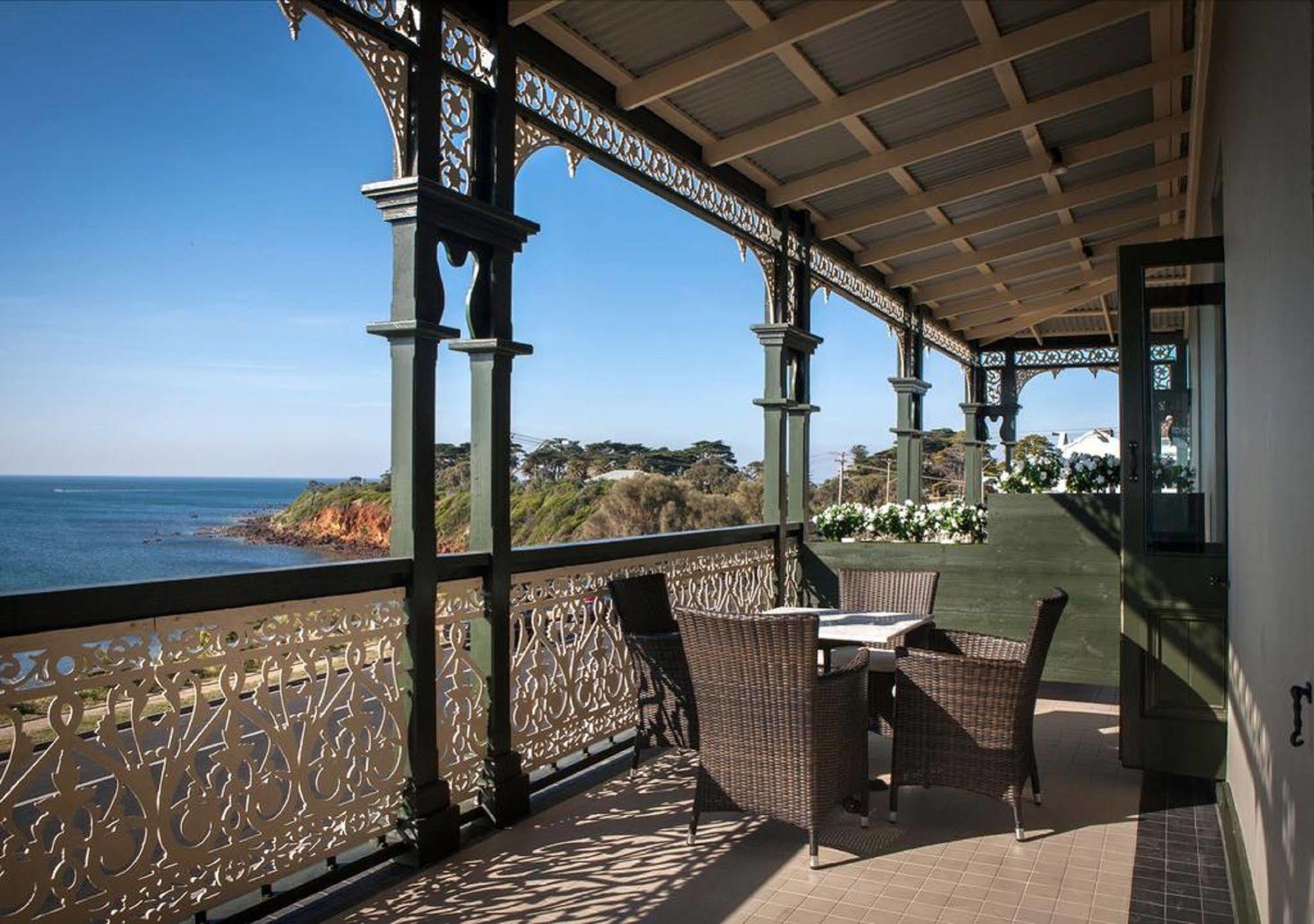 The Royal Hotel Морнингтън Екстериор снимка